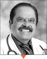 “இந்த வேலை நல்ல உள்ளங்களை சம்பாதிச்சு கொடுத்திருக்கு!” - அஞ்சல் ஊழியர் கு.விஜயரத்தினம்