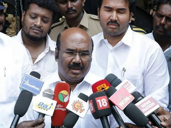 `எத்தனை அடக்குமுறை வந்தாலும் அதை நீதிமன்றத்தில் சந்திப்போம்!' - ஜெயக்குமார் காட்டம்
