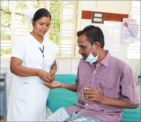“வேலையே புண்ணியத்தை அள்ளிக் கொடுக்கிறது!” - நர்ஸ் தேவிகா ராணி