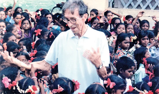 ''ஏழைகளுக்கு ஏமாற்றும் உரிமை உண்டு!''