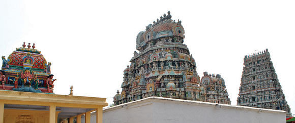 தரிசிப்போம்