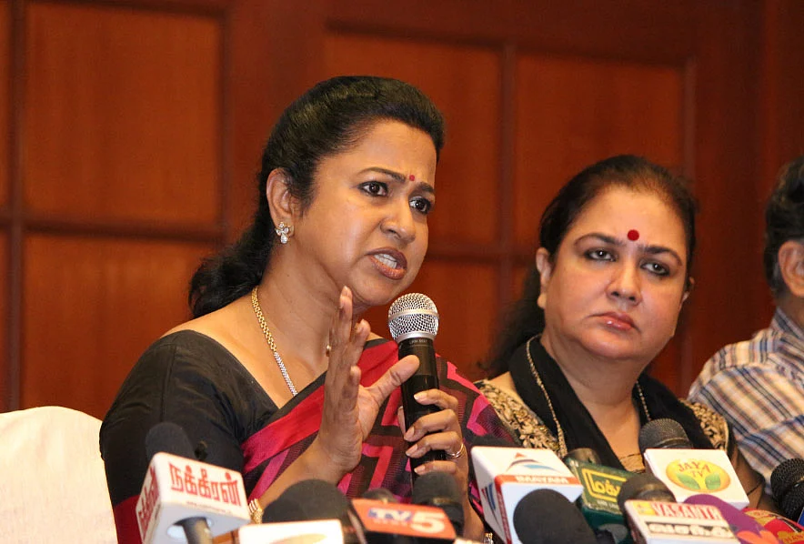 விஷாலை சாதிப்பெயர் சொல்லி ராதிகா விமர்சனம் செய்தது சரியா?