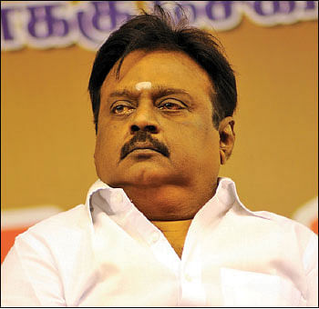 விகடன் பிரஸ்மீட்: அஜித்திடம் என்ன பிடிக்காது? விஜய்யிடம் என்ன பிடிக்கும்? - விஷால்