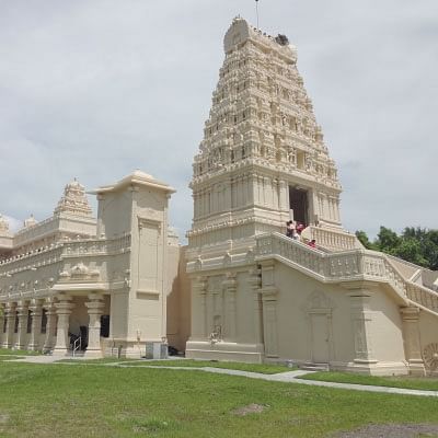 அமெரிக்க மண்ணில் அற்புத ஆலயங்கள்!