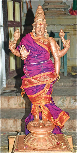 குறை தீர்க்கும் கோயில்கள் - 10 - கருவாக்கி உருவாக்கி காத்திடுவாள் கர்ப்பரட்சாம்பிகை!