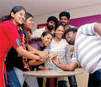 காபி ஷாப் கலாய்ப்பு...