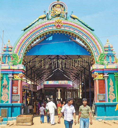 மயில் வாகனம் மலையாக மாறிய திருக்கதை தெரியுமா?