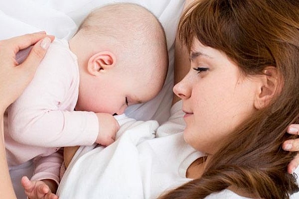 How To: குழந்தைக்கு சரியாக தாய்ப்பாலூட்டுவது எப்படி? I How To Breastfeed Properly?