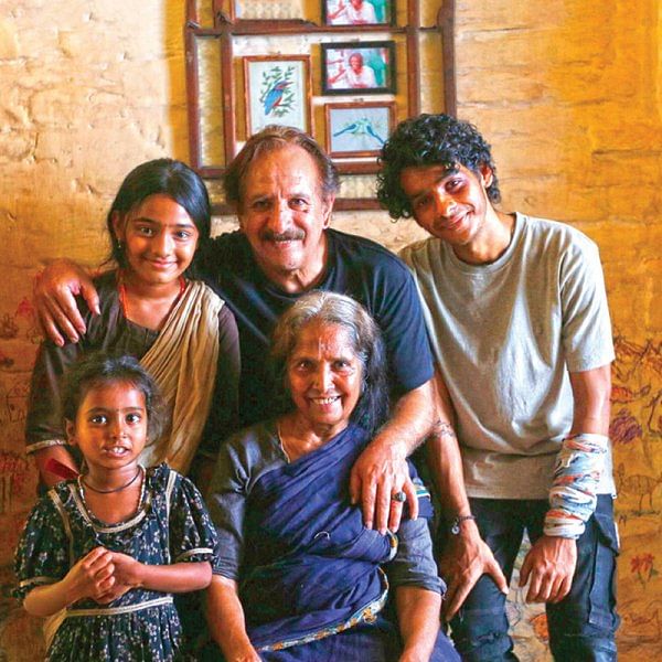 தேசத்தின் நிழல்