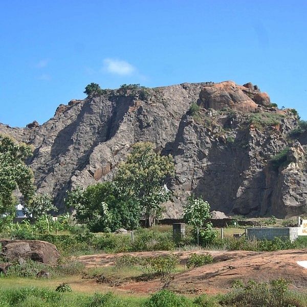 மேற்குத் தொடர்ச்சி மலையைச் சூறையாடும் கல்குவாரிகள்..!