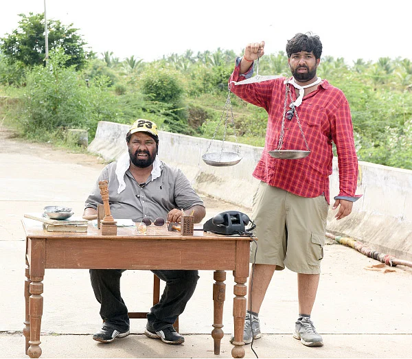 ``இந்தமாதிரி படம் எடுக்காதேனு அம்மா திட்டுனாங்க!’’