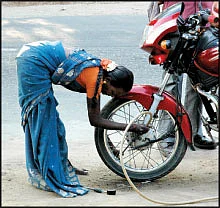 ஆண்களுக்கு நிகர் இந்த அனார்கலி !