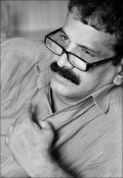 யவனிகா ஸ்ரீராம்: கைவிடப்பட்ட உயிர்களின் கவிஞன் - கரிகாலன்