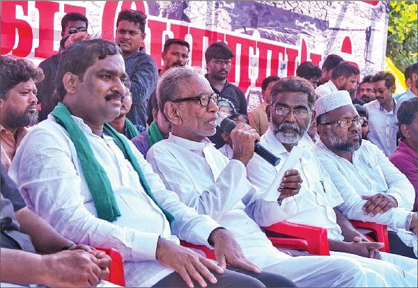 “தண்ணீர் விடு... இல்லாவிட்டால்?”