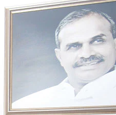 ஜெகனை மீட்பதற்குப் பேரம் நடக்கிறதா?