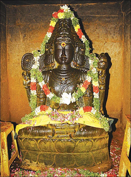 கேள்வி - பதில்: பிரம்மனுக்கும் ஆயுள் கணக்கு உண்டா?