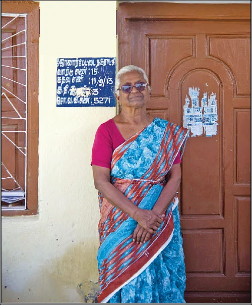 செங்கொடி இல்லத்தில் பேரறிவாளன்!