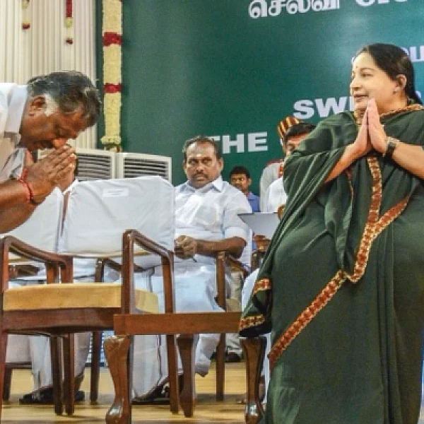 ஜெயலலிதா, பன்னீர்செல்வம்