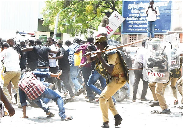 மே-22: அப்பாவிகளை கொல்லவா அரசாங்கம்?