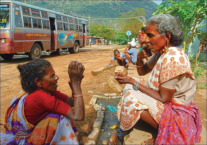 ஆயிரம் சூரியன் ஆயிரம் சந்திரன் ஒரே ஒரு பூமி - 33