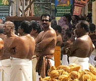 மிஸ்டர் கழுகு: சோனியா கேட்ட ஜெயலலிதா ஃபைல்!