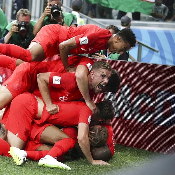 இங்கிலாந்தின் முதல் வெற்றி... உடைந்த ஆப்பிரிக்க இதயங்கள்! #TUNENG