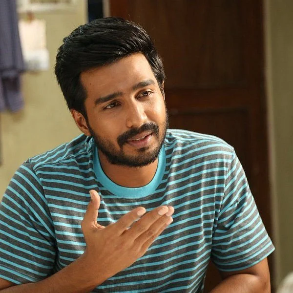 மிரட்டல் ஸ்கெட்ச்... அசத்தல் பில்ட்-அப்! ராட்சசன் விமர்சனம்
