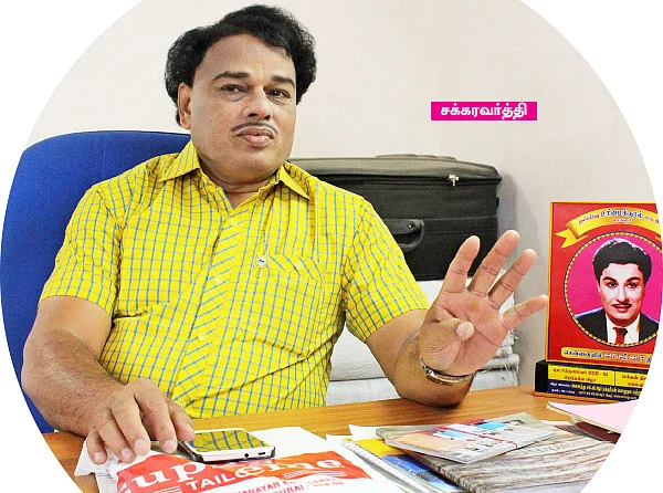 ``அதிமுகவில் எம்.ஜி.ஆருக்கு மதிப்பு இல்லை!''