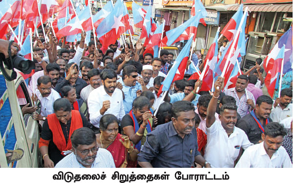 சோறா... ஸ்கோரா? - அண்ணா சாலையில் நடந்த ‘கிலி’க்கெட்