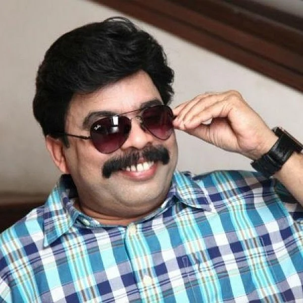 பவர் ஸ்டார் சீனிவாசன்
