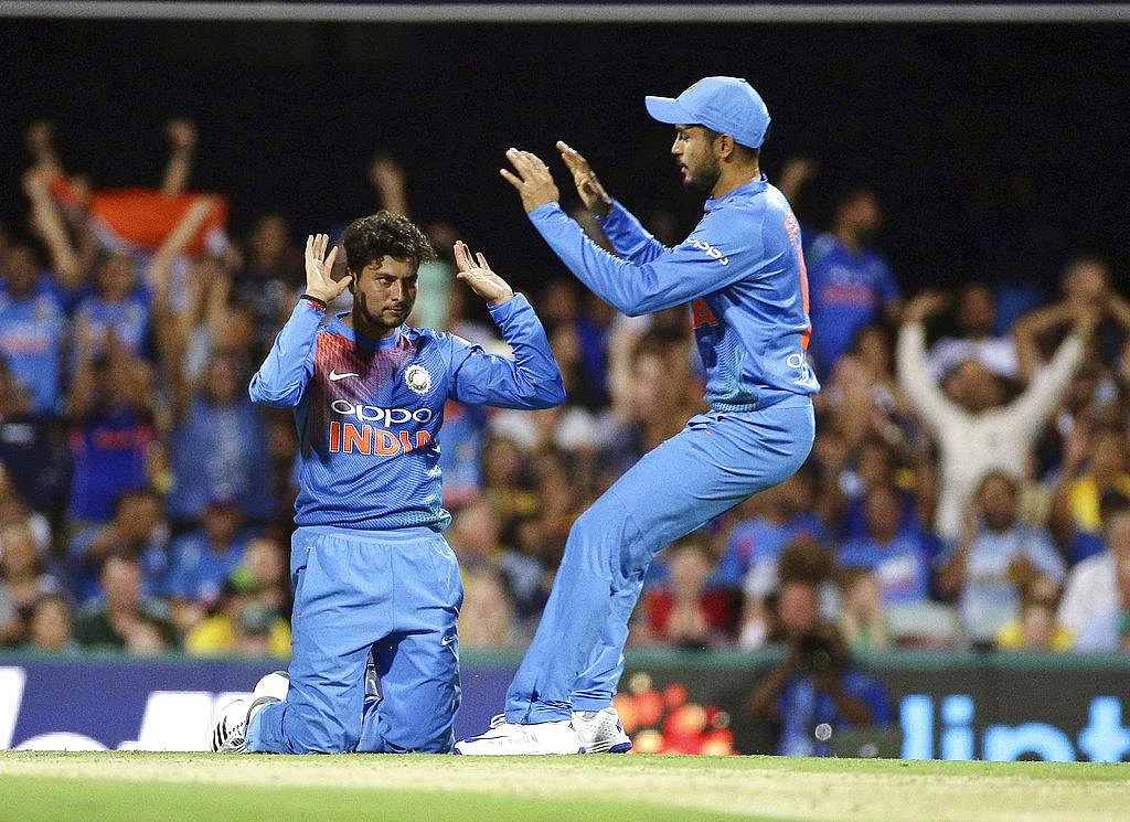 கோலி 4, ரோஹித் 7, குருனால் 55... வெல்கம் டூ ஆஸ்திரேலியா! #AUSvIND