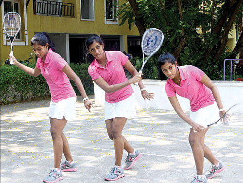 அனாகா...சொல்லி அடிக்கும் ஸ்குவாஷ் கில்லி !