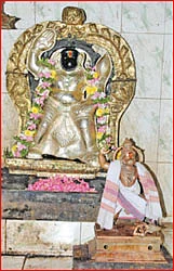 ஹயக்ரீவரை வணங்கினால்... தேர்வில் அசத்தலாம்!