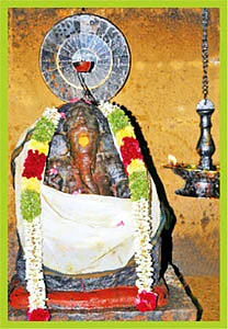 முதல் வணக்கம் முதல்வனுக்கே! -