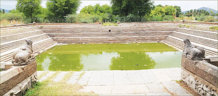 மன்மதக் குளம்