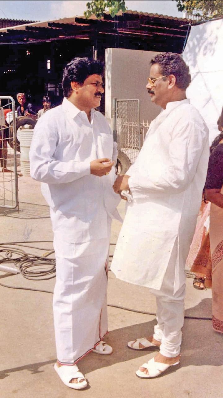 சசிகலா ஜாதகம் - 63 - “நமது எம்.ஜி.ஆருக்கு நடராசன் குடும்பத்தினர்தான் உரிமையாளர்கள்!”