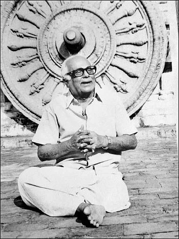 காலத்தின் களிம்பேறா கதைகள் - ரவிசுப்பிரமணியன்