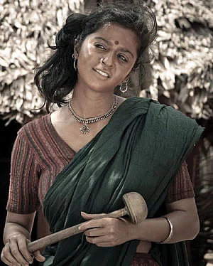 "இது தோழிகளின் பரிசு...” பூரிக்கிறார் பூர்ணிமா