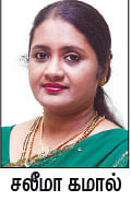 பியூட்டி பிளவுஸ்கள் - 9
