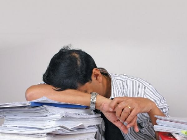 How to: படிக்கும் நேரத்தில் தூக்கத்தைத் தவிர்ப்பது எப்படி? How To Avoid Daytime Sleepiness?