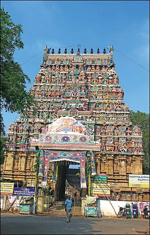 குறை தீர்க்கும் கோயில்கள் - 22 - மிளகு ரசம் சாதம்... பருப்புத் துவையல்!