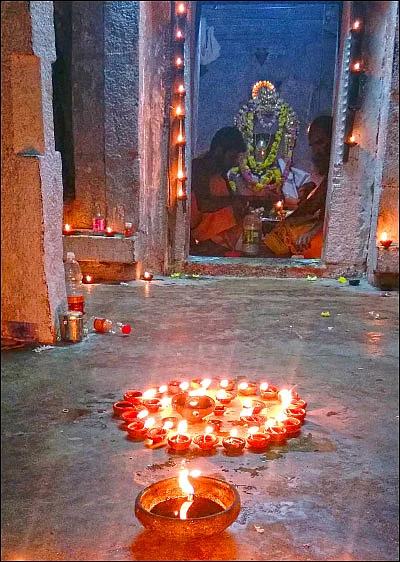 காடன் மயிந்தன் விளக்கேற்றிய கோயிலில் கார்த்திகை தீபம்!