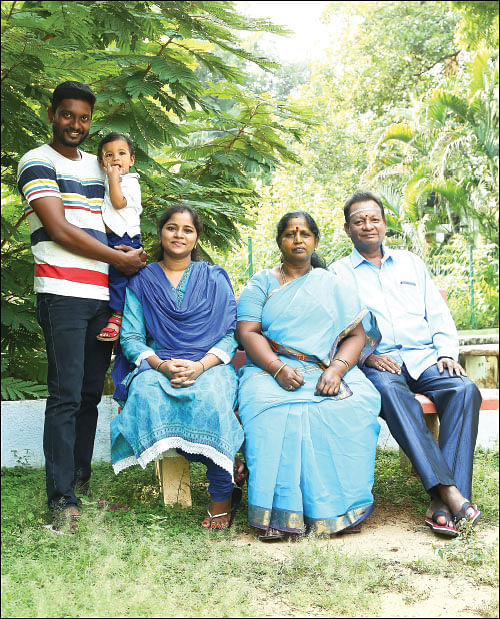 “நாங்க லவ் மேரேஜ் ஃபேமலி!”