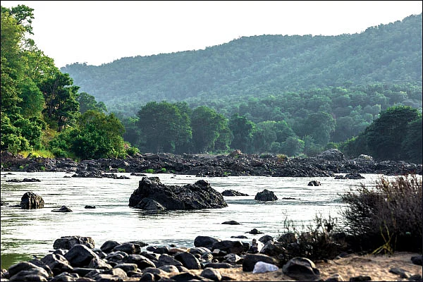 ஆயிரம் சூரியன் ஆயிரம் சந்திரன் ஒரே ஒரு பூமி - 35