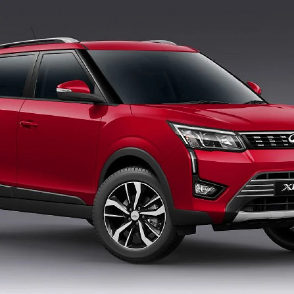 வருகிறது சின்ன XUV...