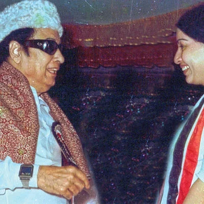மன்னார்குடி ரீவைண்ட் ஜாதகம் - 9 - “வரலாற்றின் வணக்கத்துக்கு உரியவர் சசிகலா!”