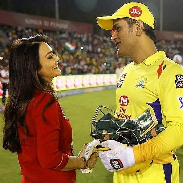 'என்னிடம் ஜாக்கிரதையாகவே இருங்கள்!' - கிண்டலாக தோனியை எச்சரித்த ப்ரீத்தி ஜிந்தா