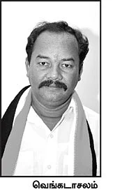 கப்சிப் வெங்கடாசலம்.. கைதான ராஜு!