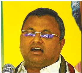 போட்டா போட்டி... காங்கிரஸில் சீட் வாங்கியது எப்படி?