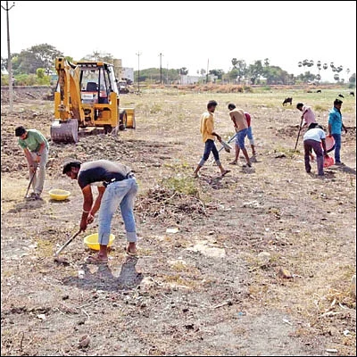 நேற்று சாக்கடை... இன்று கண்மாய்! - சாதித்த கோவில்பட்டி இளைஞர்கள்